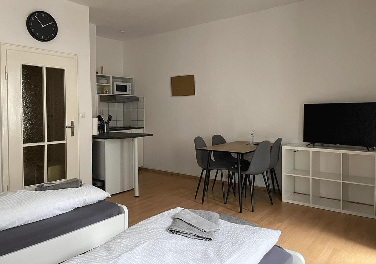 Zentrale Studios für Monteure I home2share Osnabrück Extérieur photo